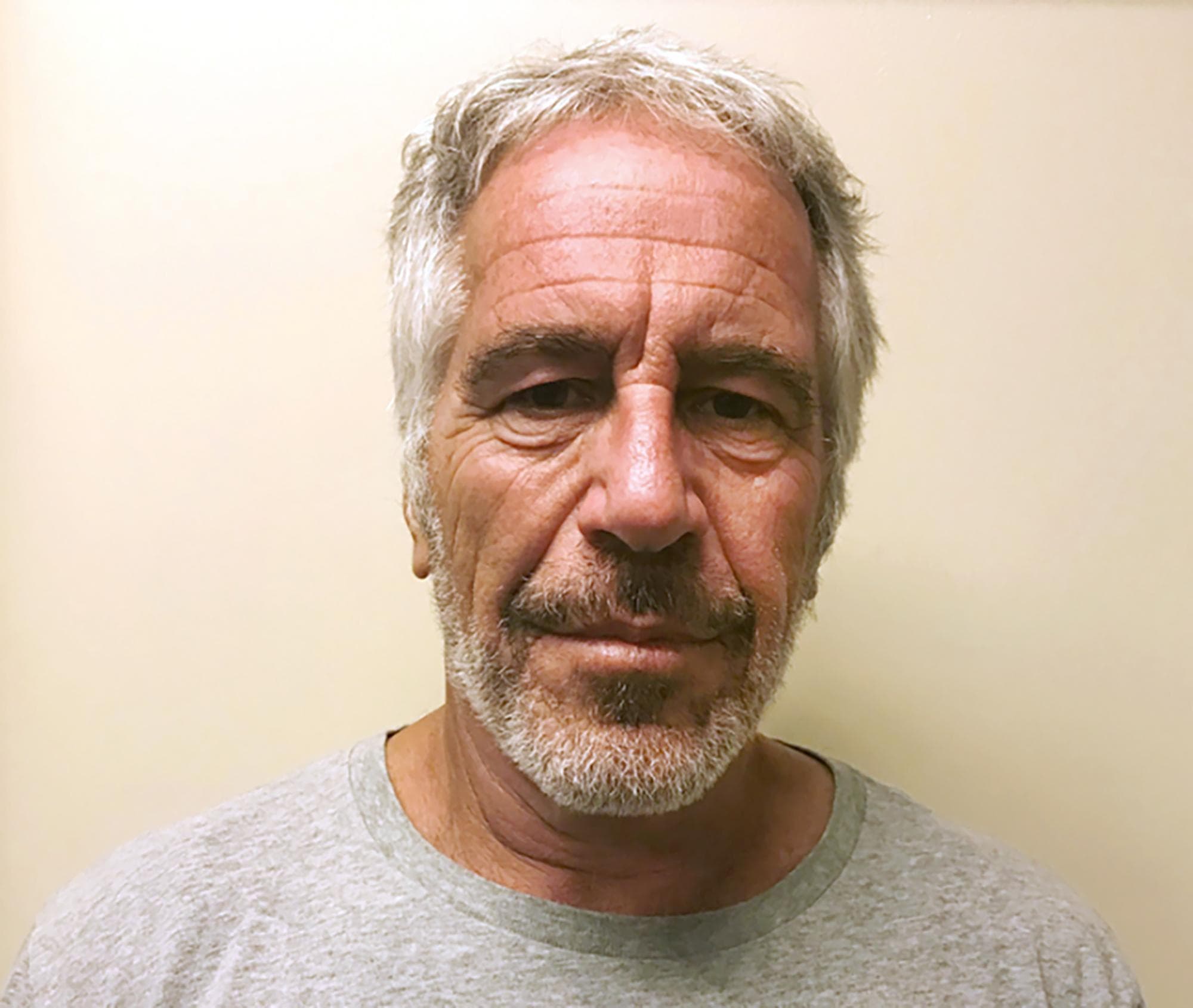 Epstein Files, la procura di Roma indaga sulla pista italiana per l’ipotesi di violenza sessuale