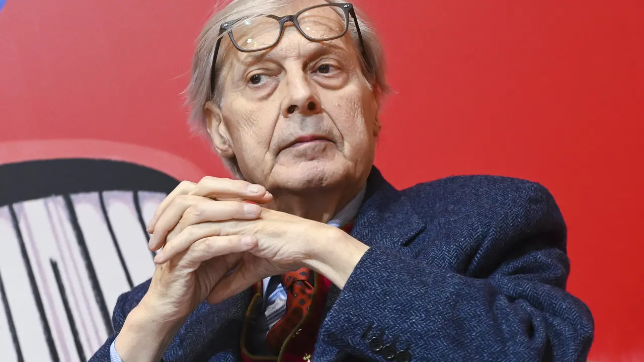 Vittorio Sgarbi ancora in terapia intensiva, la figlia Evelina: «L'ho trovato in condizioni di grande sofferenza»