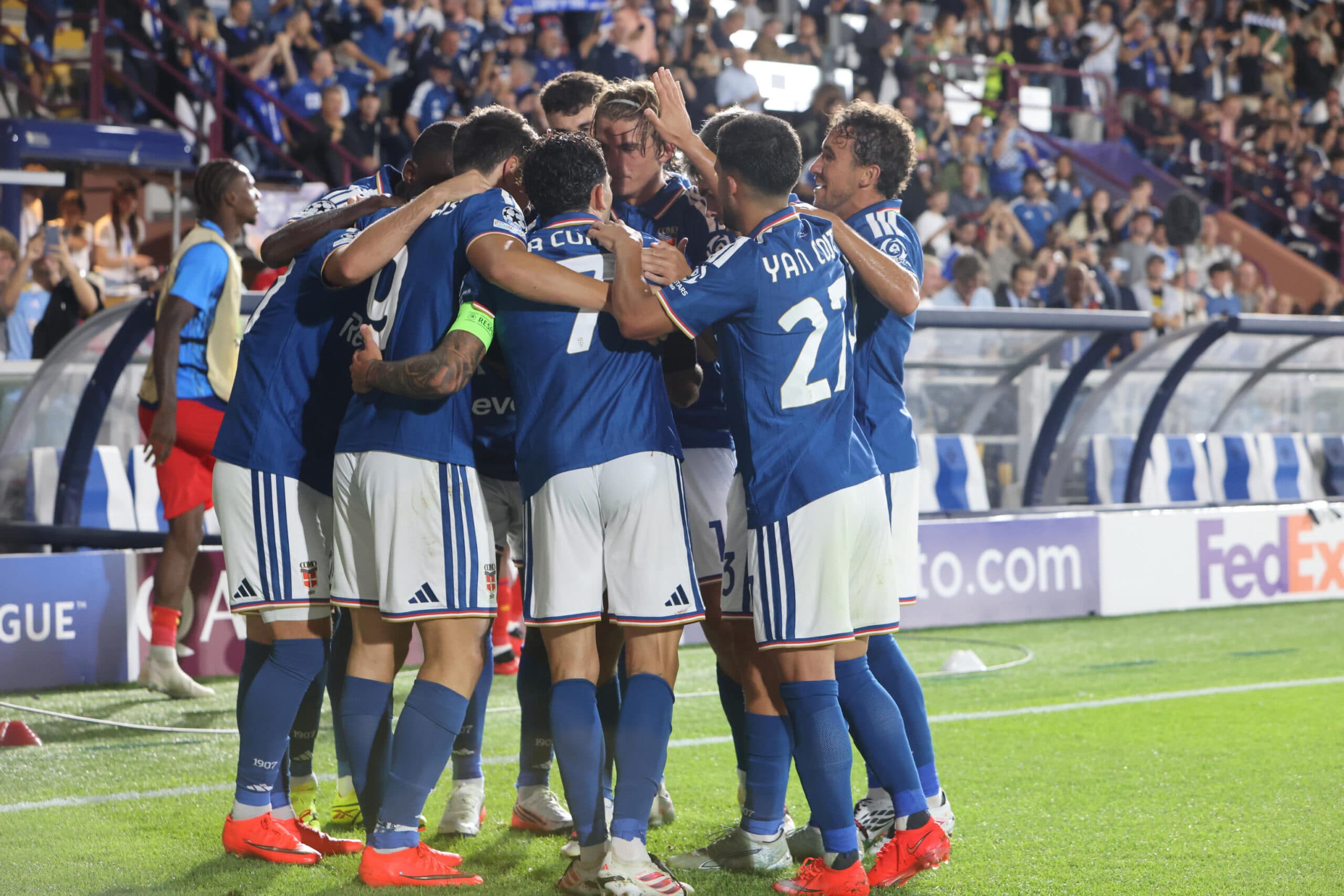 Champions, poker del Como al debutto: 4-1 al Lipsia