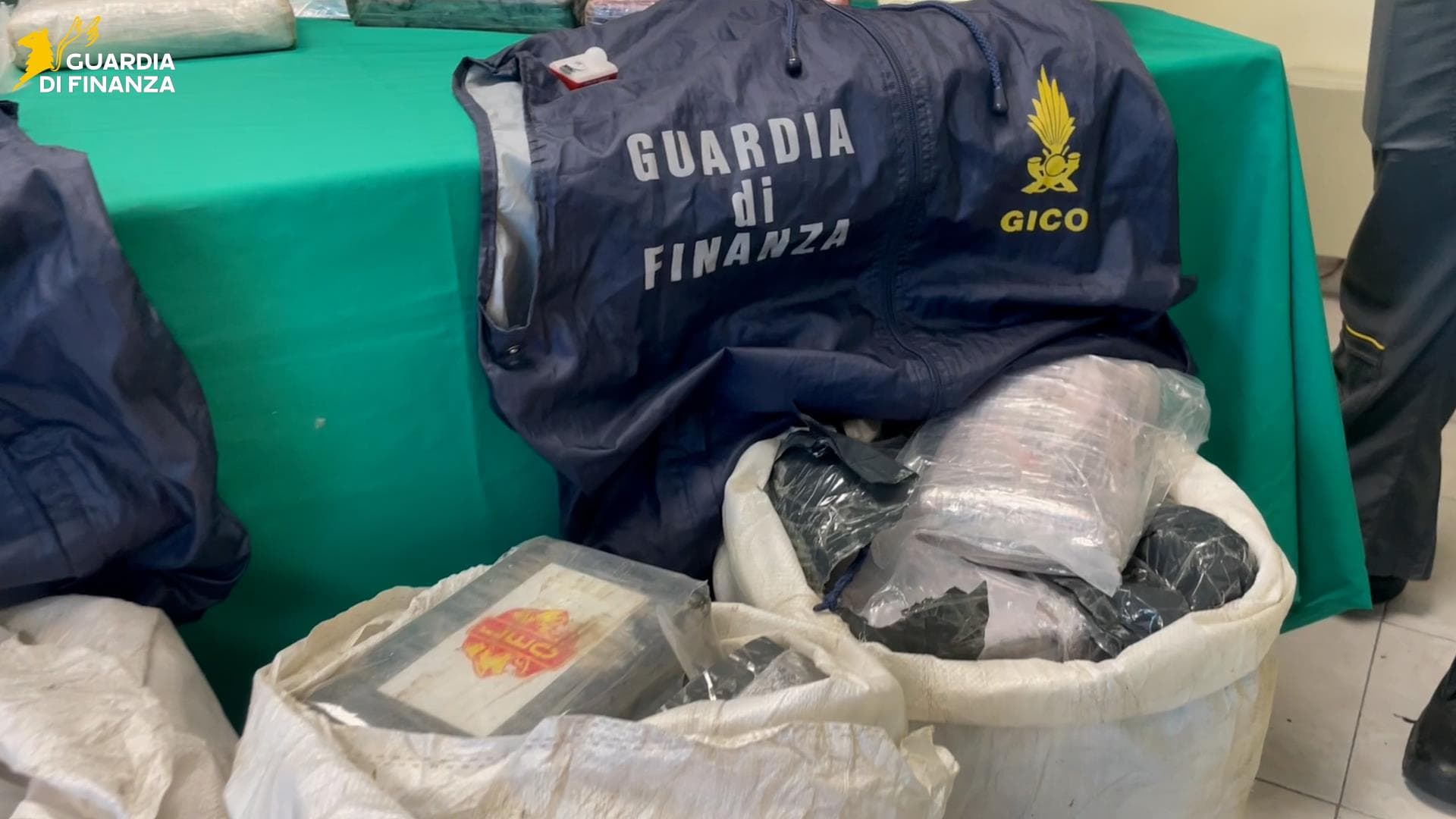 Operazione “Abisso”, altri 6 arresti: la Procura di Catania allarga il blitz sul traffico di droga tra Sicilia e Malta