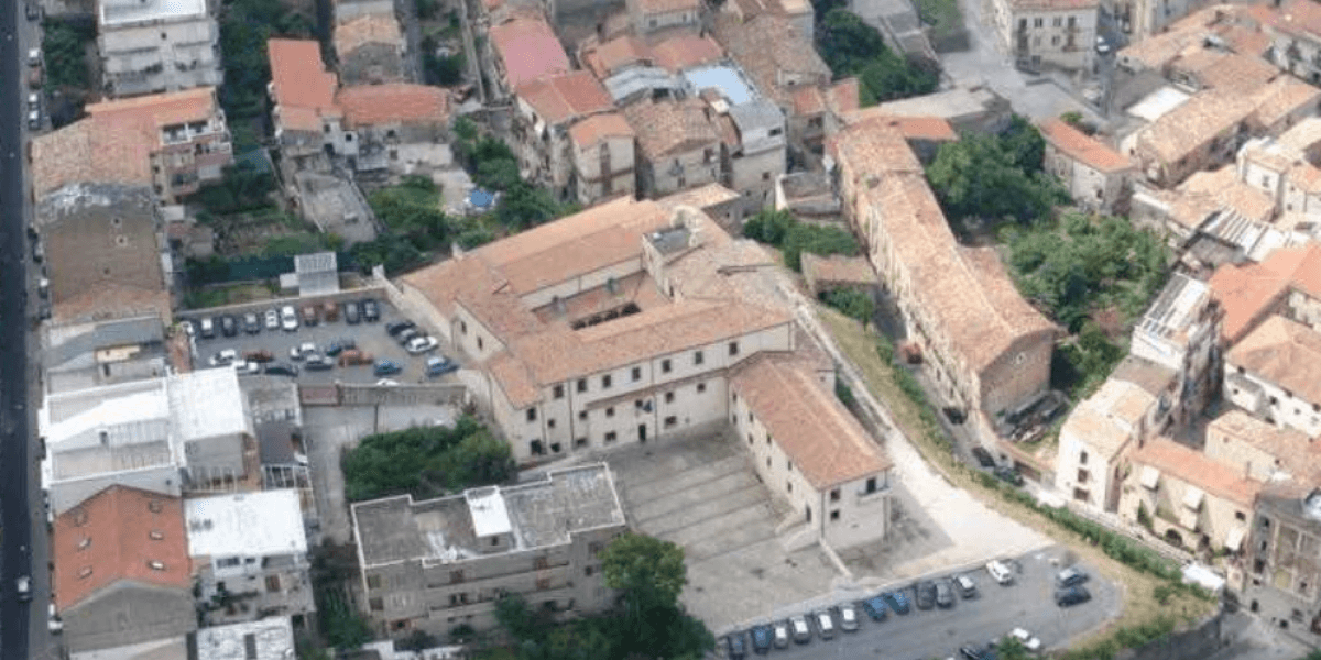 Paola, contro gli sprechi d’acqua il sindaco annuncia l’uso dei droni
