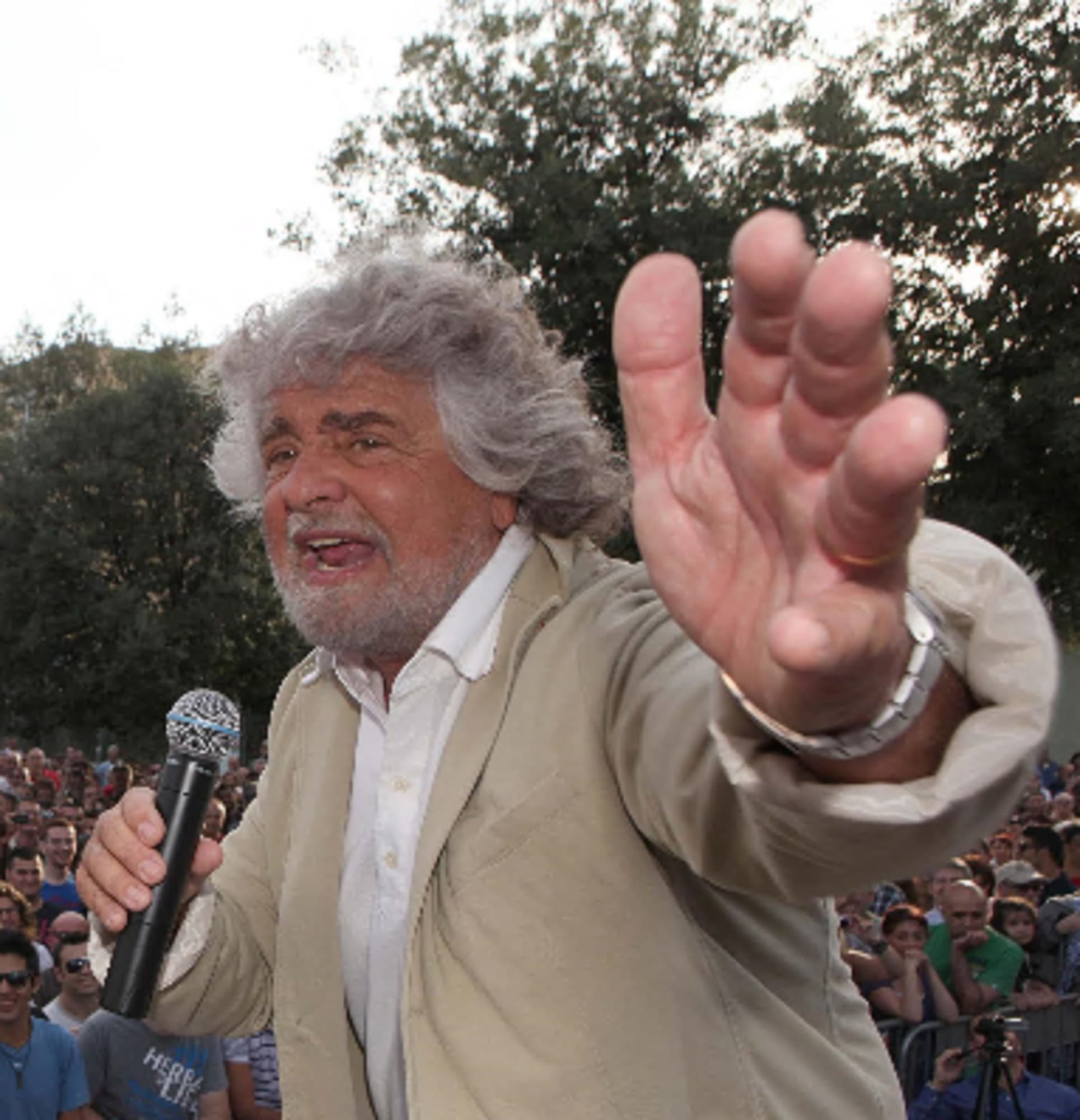 Grillo attacca il M5s: doveva cambiare la politica, ma la politica ha cambiato il Movimento