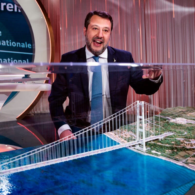 Ponte sullo Stretto, il ministro Salvini fissa i tempi: istruttoria a settembre
