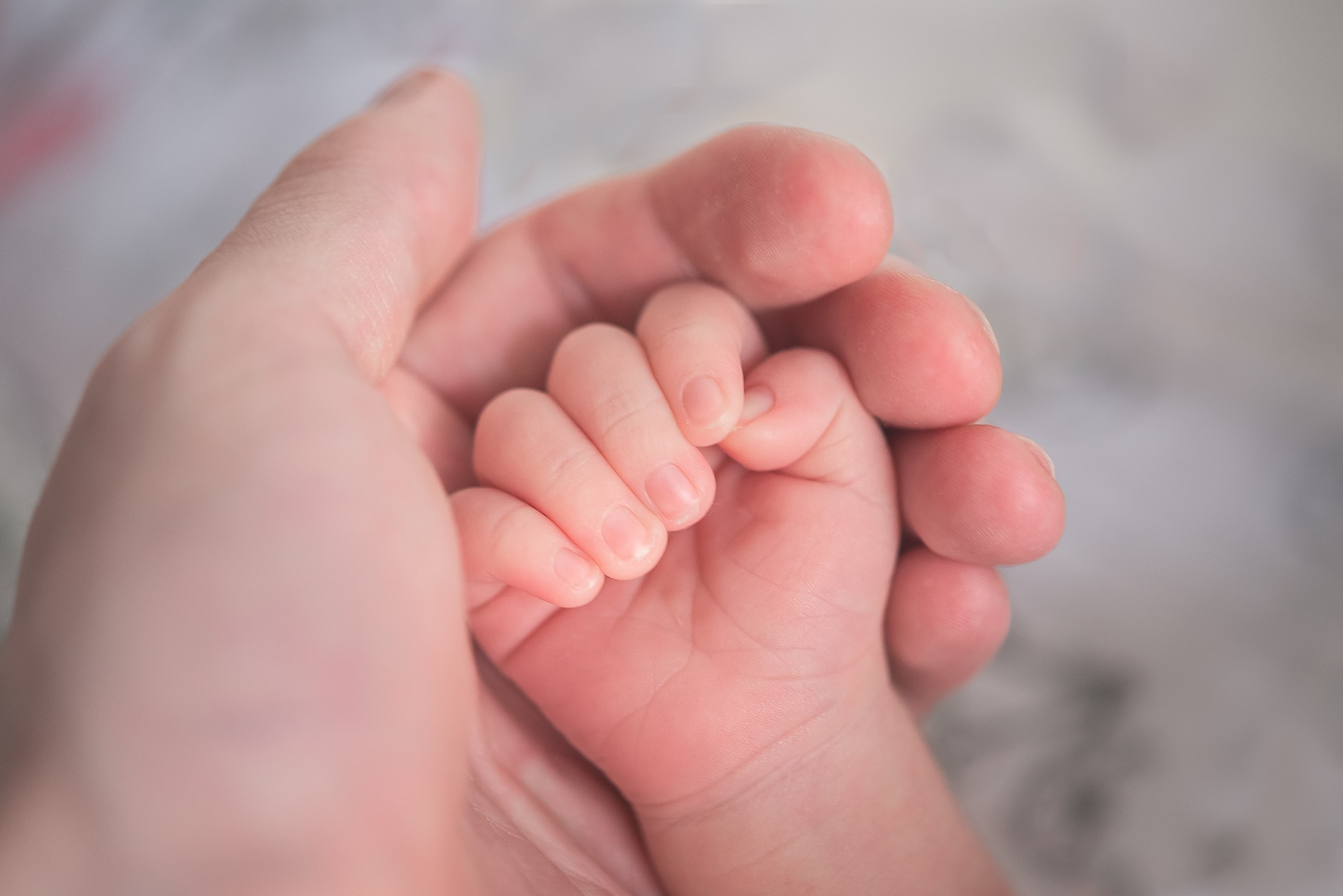 Bimbo di nove mesi ustionato a Floridia: ricoverato al Centro Grandi Ustioni di Catania, è in miglioramento