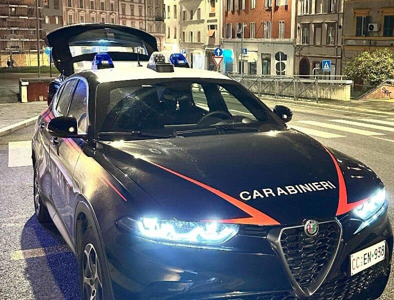 Corigliano Rossano, notte di paura nel ghetto invisibile del caporalato