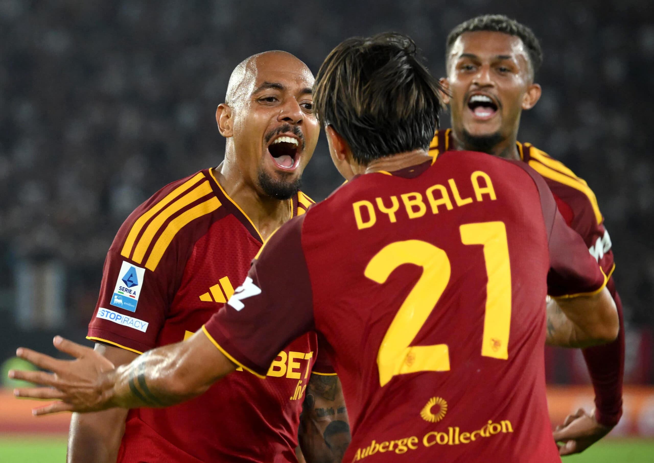 Roma straripante, Fiorentina travolta: Malen fa tris e Pisilli cala il pokerissimo ai viola