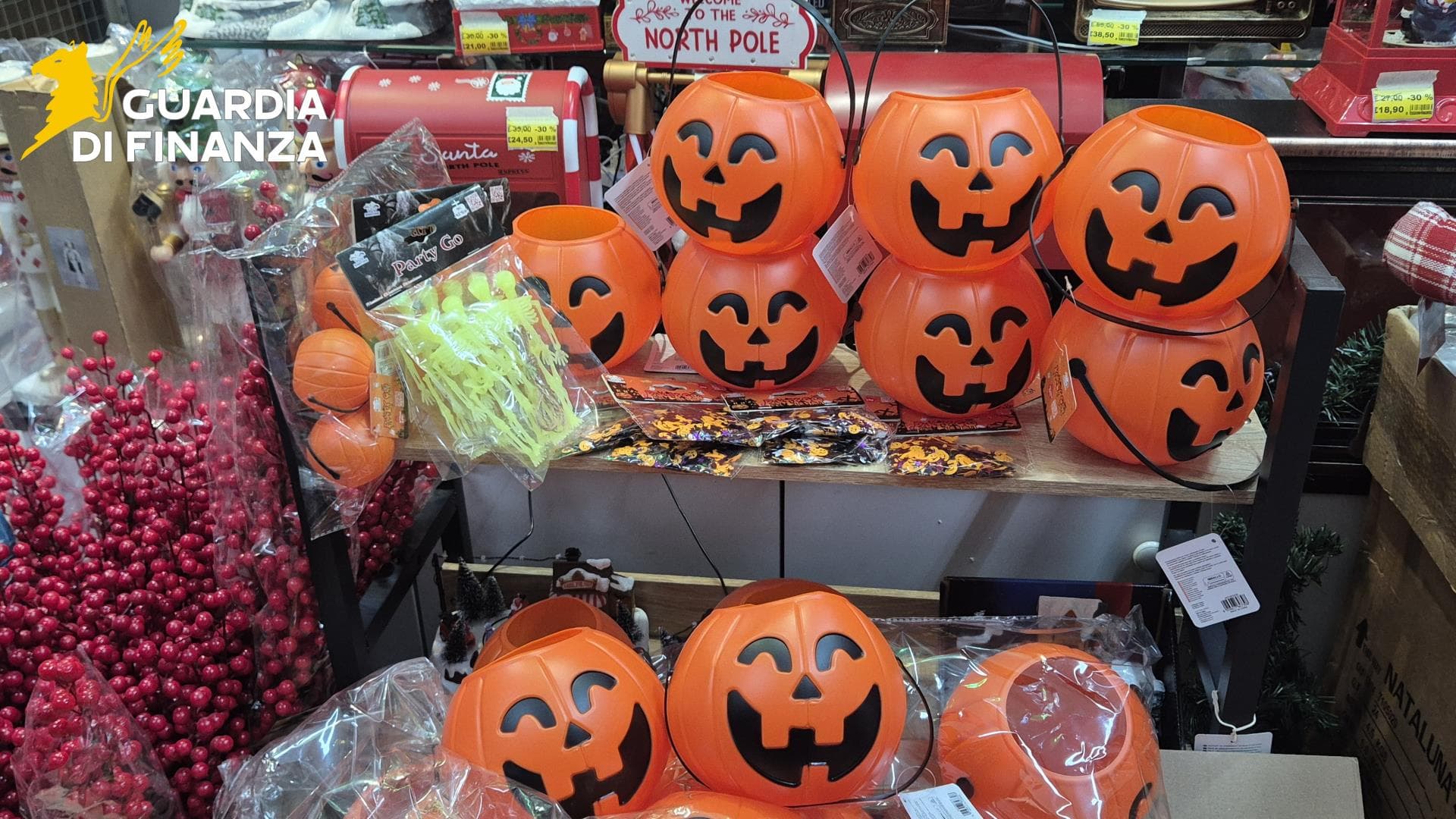 Halloween, oltre 11 milioni di articoli senza certificazioni sequestrati nel Catanese