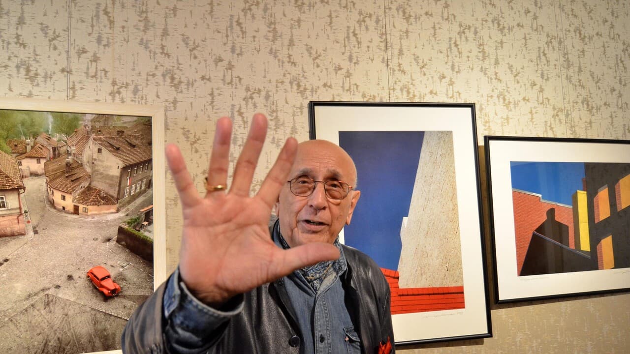 È morto Franco Fontana, maestro della fotografia e del colore: aveva 92 anni