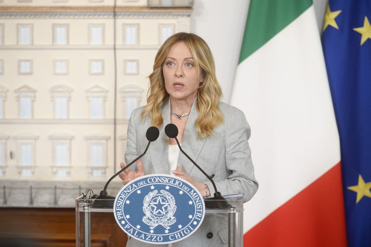 Migranti, Meloni: «Dal 2023 a oggi l’Italia ha respinto circa 80 mila richieste di presa in carico»