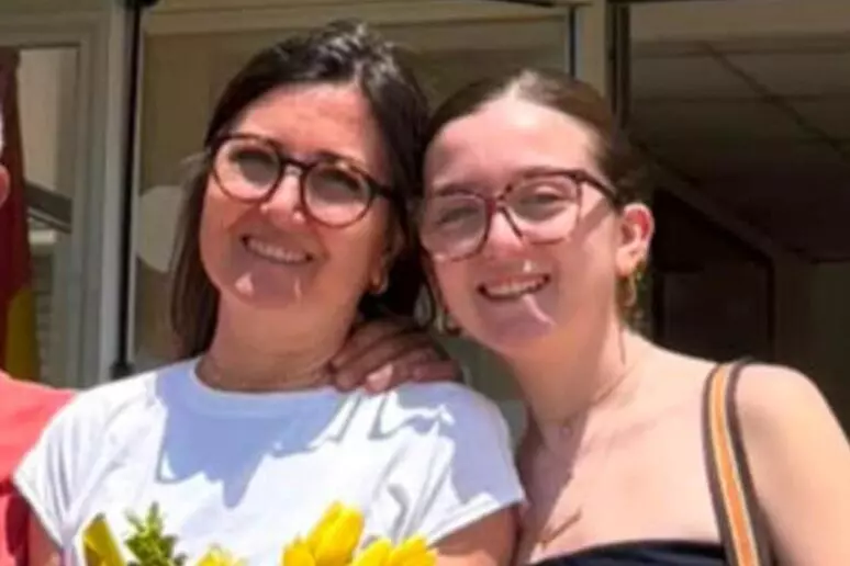 Gela, mamma e figlia diplomate lo stesso giorno: per entrambe il massimo dei voti