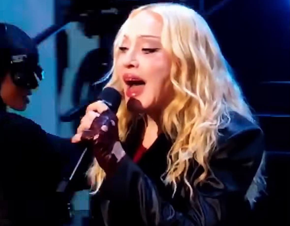 Madonna regina dei Video Music Awards a Los Angeles, Taylor Swift ancora da record
