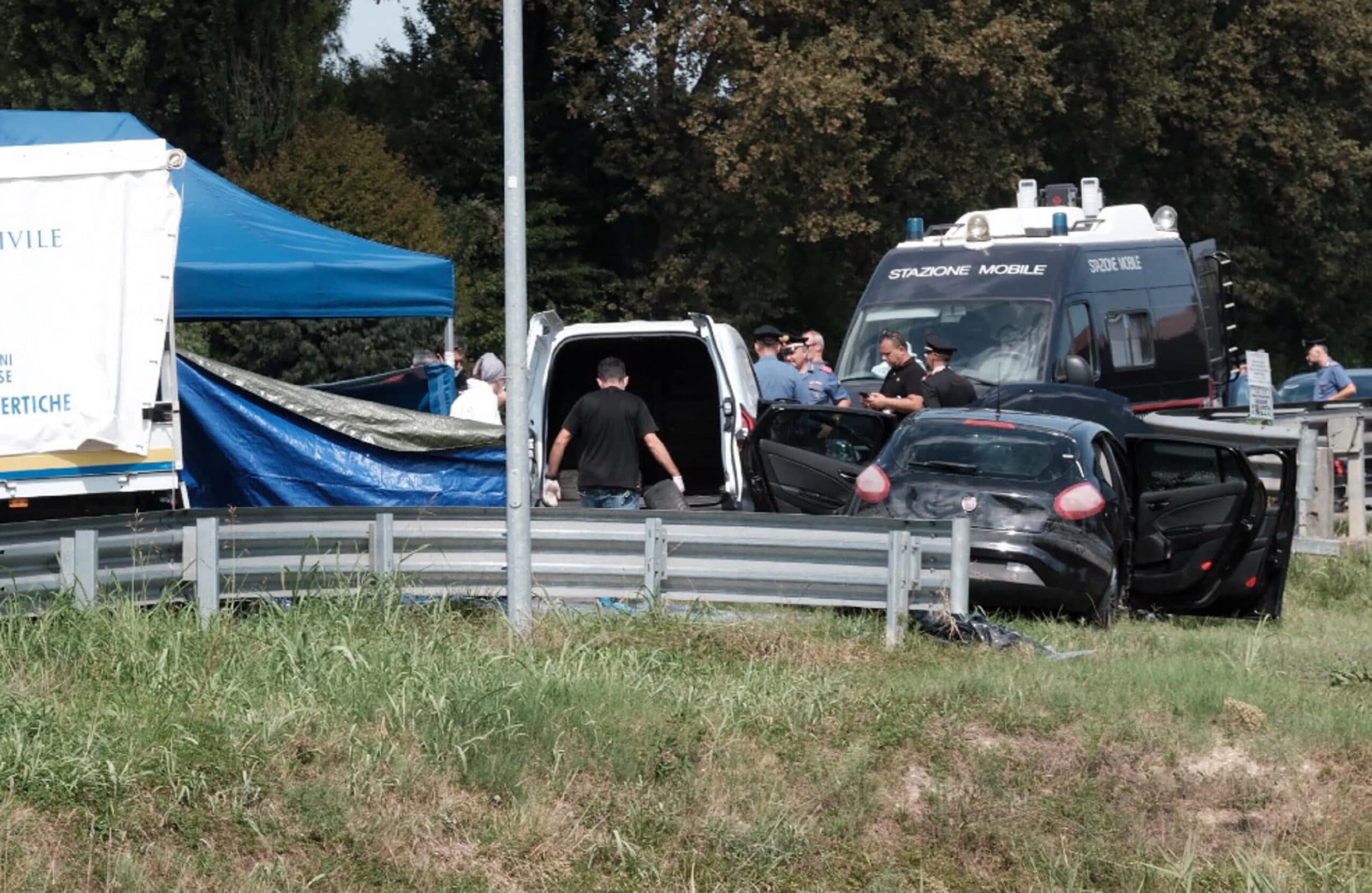 Padova, l'uomo trovato morto in un’auto in fondo al fiume Tergola aveva le mani legate