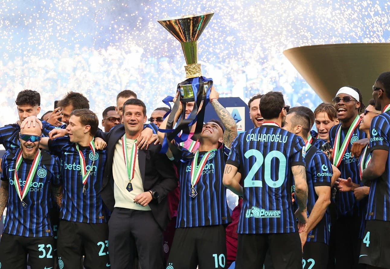 Serie A al via. Tanti acquisti, pochi italiani (nel torneo il 65% dei giocatori è straniero): parte la caccia all'Inter