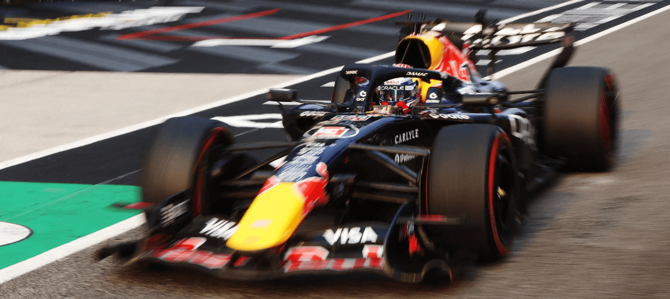 F1, Verstappen vince il Gp del Bahrain a Sepang: Antonelli secondo, Hamilton terzo