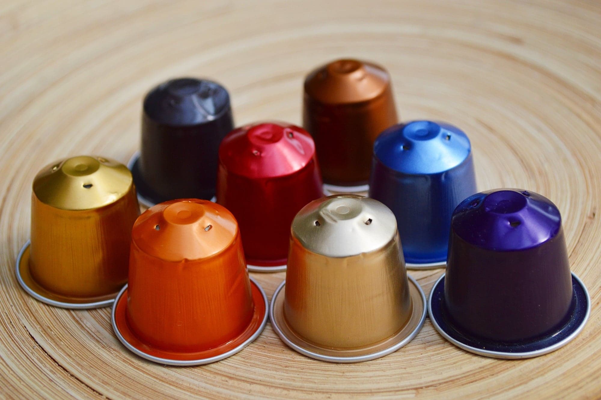 Capsule e cialde del caffè, dal 12 agosto cambia tutto: ecco come differenziarle