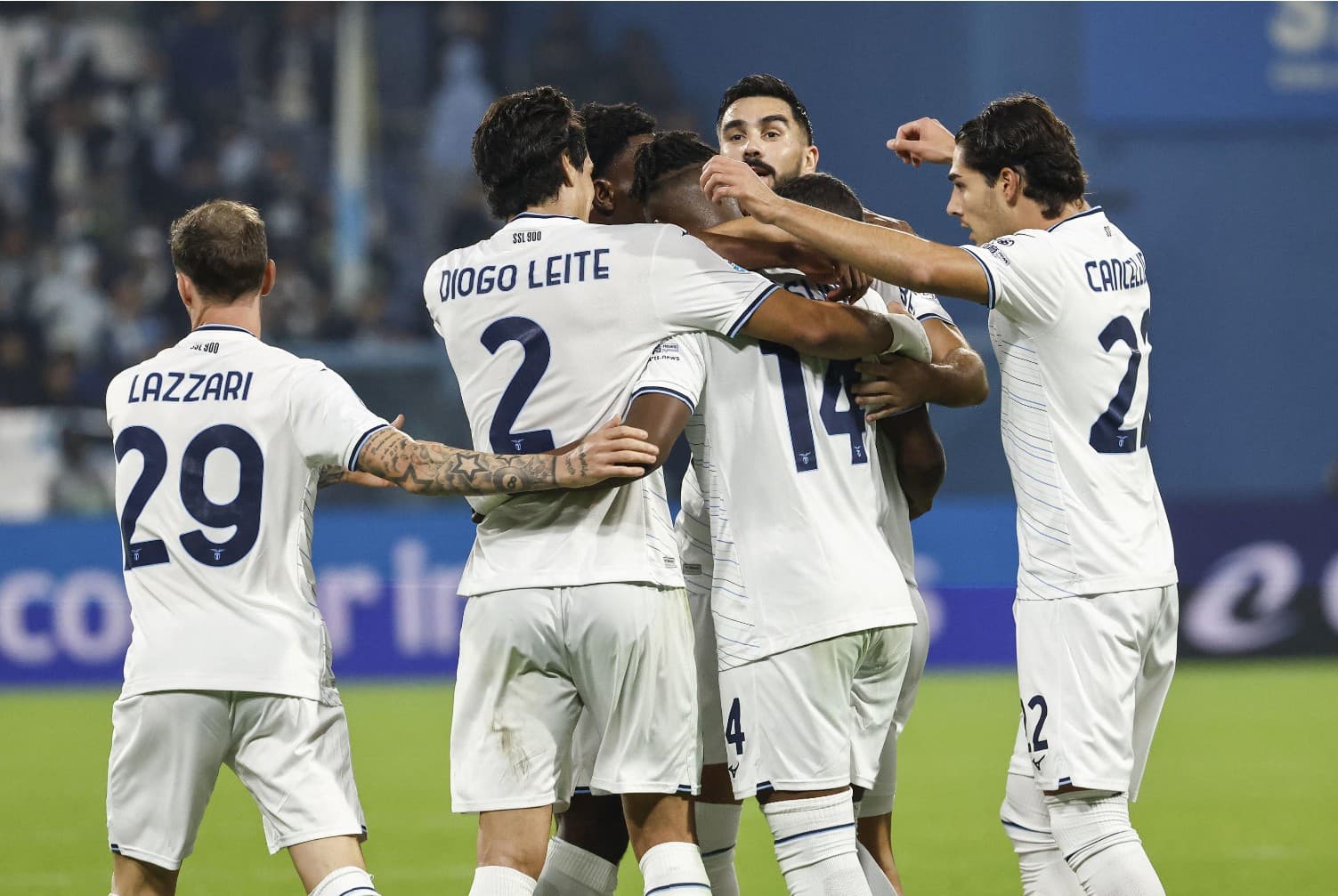 Lazio travolgente: 6-2 al Sassuolo con super Noslin e vetta solitaria per una notte