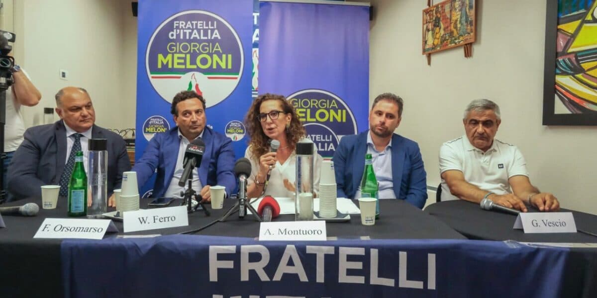 Lamezia: FdI boccia l’Amministrazione, ma  non lascia la maggioranza