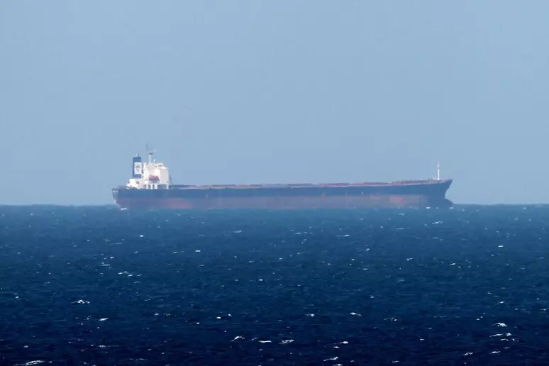 Starmer: "Intercettata nella Manica una petroliera della flotta ombra russa"