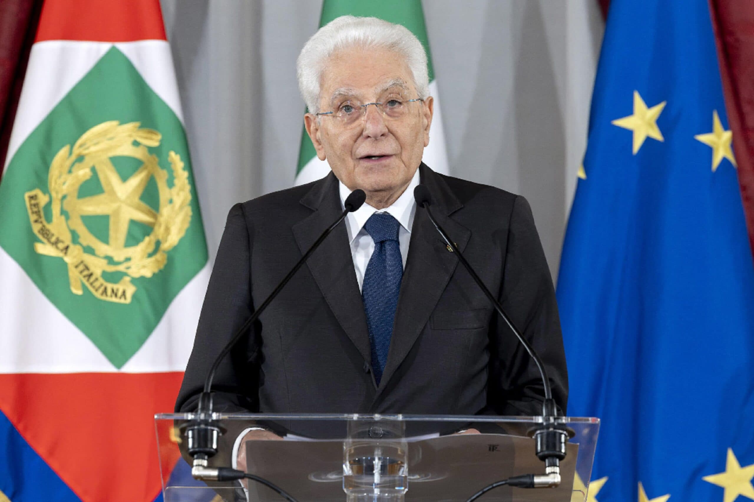 Mattarella scuote Cernobbio: "Torna il colonialismo, l'Europa è l'unica risposta"