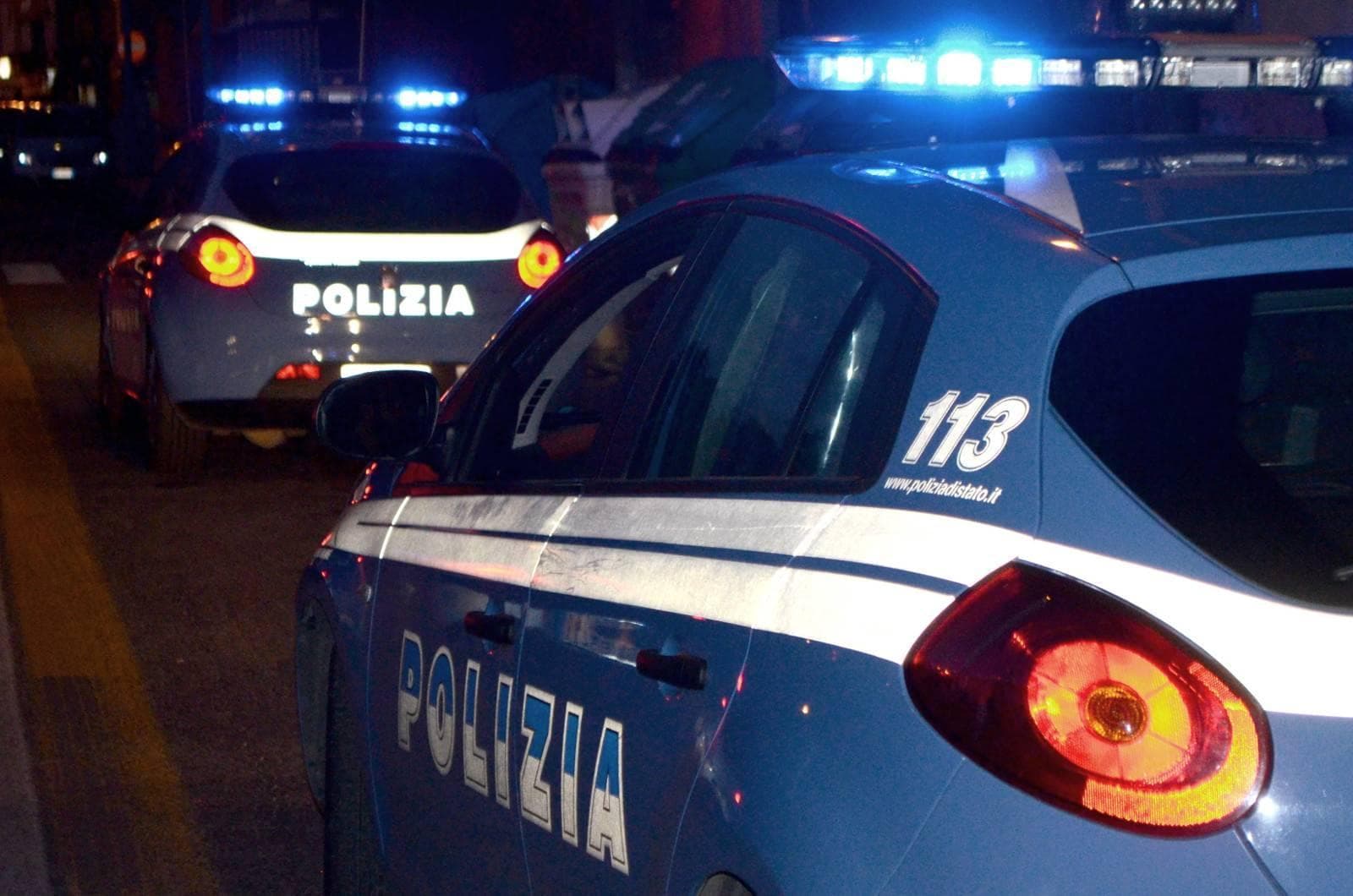 Difende la madre e il compagno lo accoltella: 15enne in ospedale