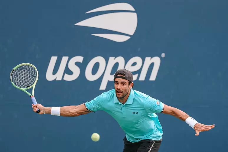 Us Open, Berrettini ko con Navone. L'azzurro illude, poi l'argentino rimonta. Out anche Passaro e Guerrieri