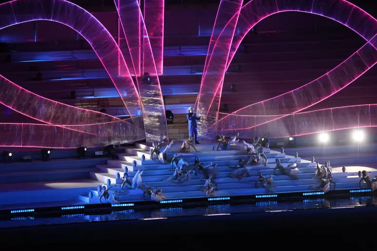 Si alza il sipario su Taranto 2026, Mattarella apre i Giochi del Mediterraneo. Presente anche Meloni