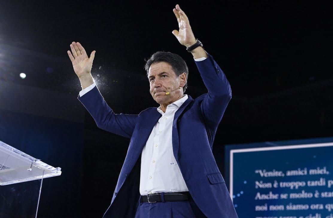 Giuseppe Conte lancia la sfida: "Siamo pronti per governare e rilanciare l'Italia"
