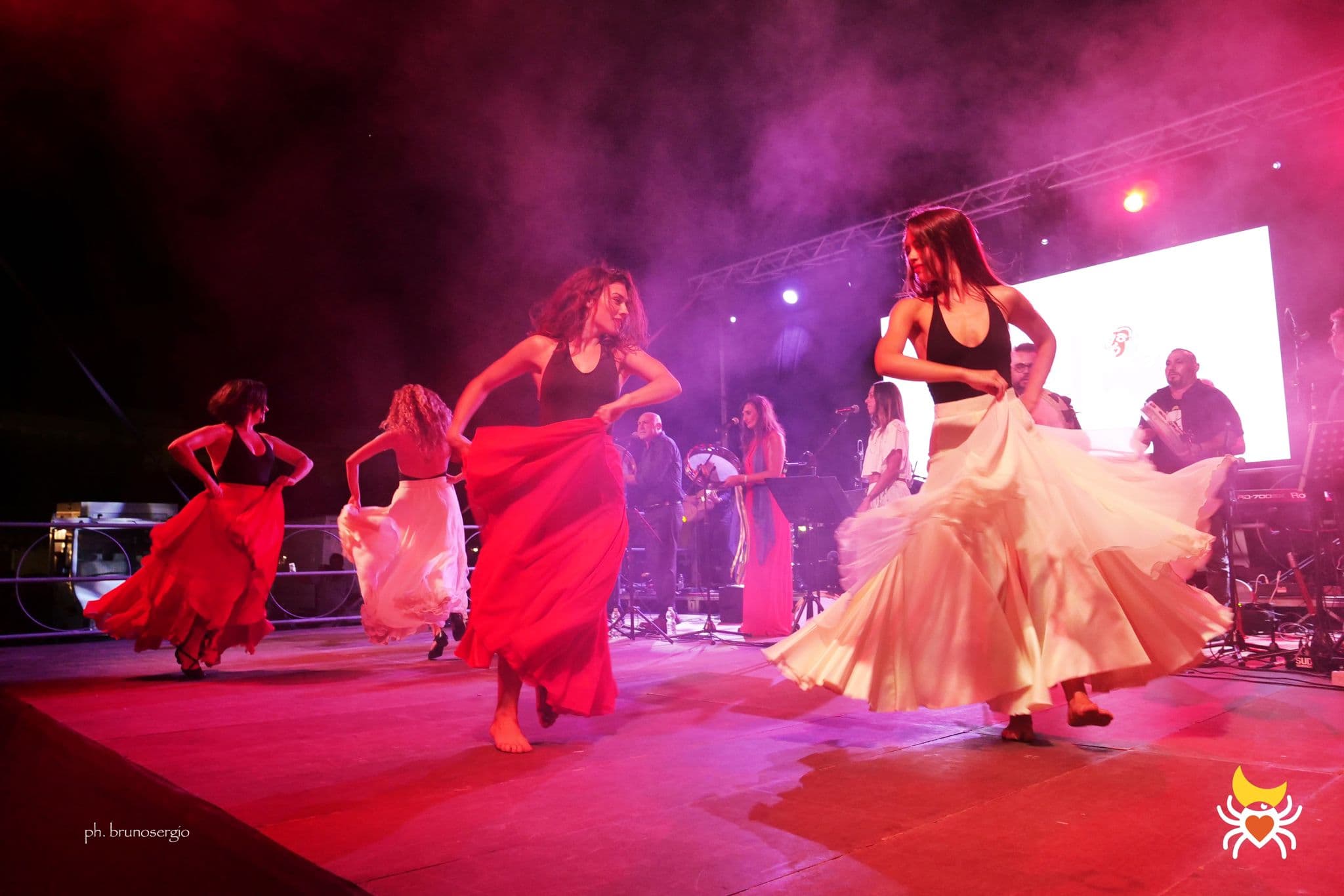 Il Festival Itinerante de La Notte della Taranta passa attraverso i suoni dell'Aspromonte e le musiche della Sicilia