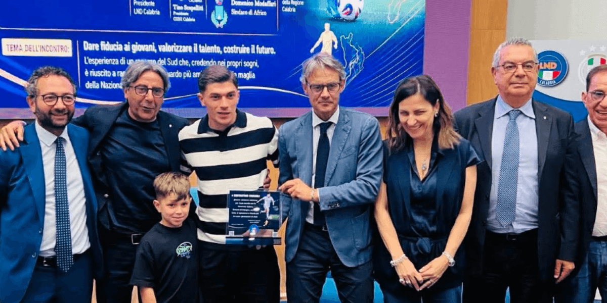 Dal Catanzaro alla Nazionale, Favasuli: «La maglia azzurra mi ha dato la  carica  prima di Monza»