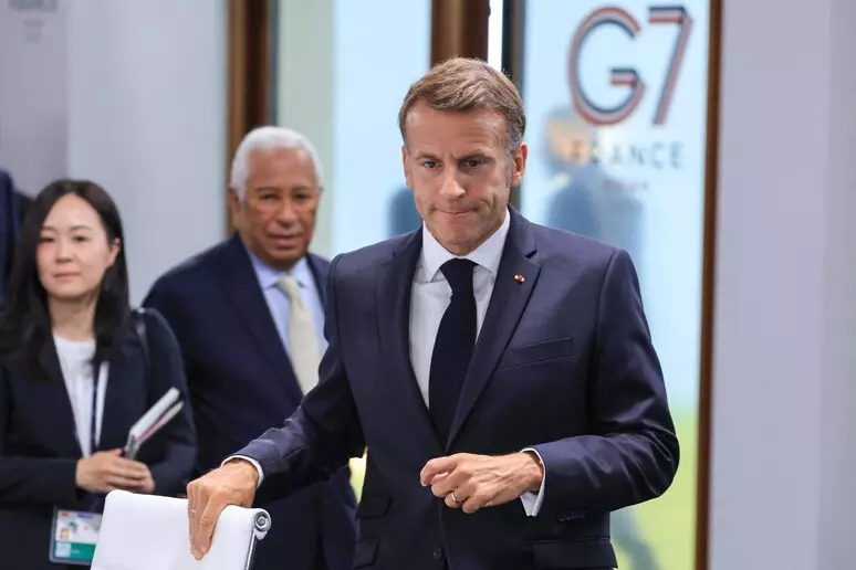 Giornata conclusiva del G7, focus sulla crescita e l'Intelligenza artificiale. Stasera Trump a Versailles con Macron