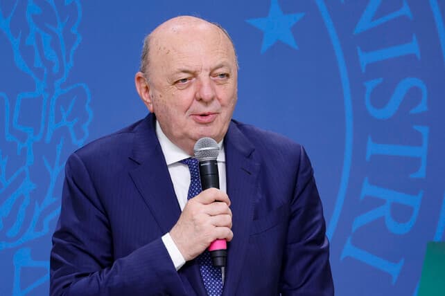 Caro energia, Italia in ansia. Il ministro Pichetto: «Sul gas pronti a procedere anche senza il via libera dell’Ue»