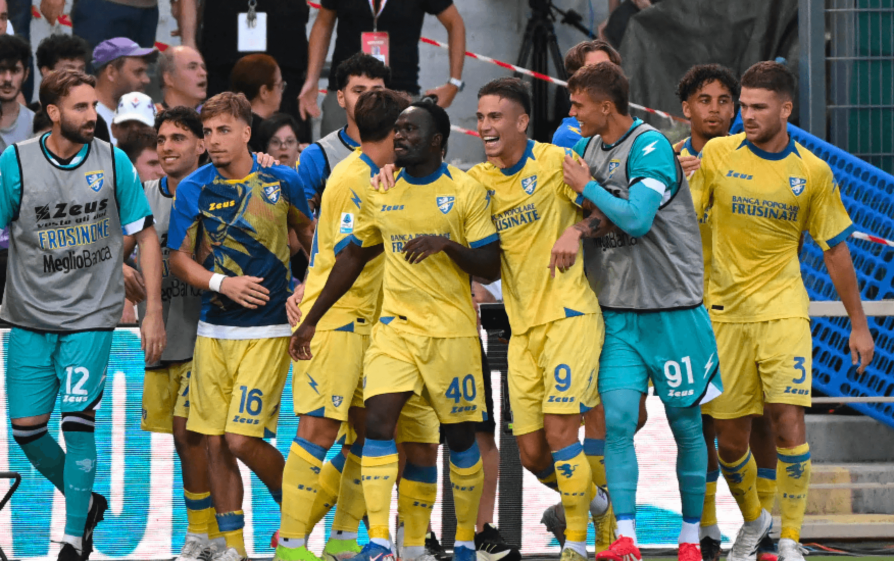 Fiorentina, altro avvio horror: il Frosinone passeggia al Franchi. Udinese e Sassuolo di misura su Monza e Torino