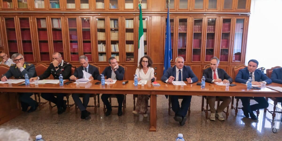 Lamezia, accelerazione verso il superamento del campo Rom di Scordovillo: definiti i prossimi passi per delocalizzazione e demolizioni