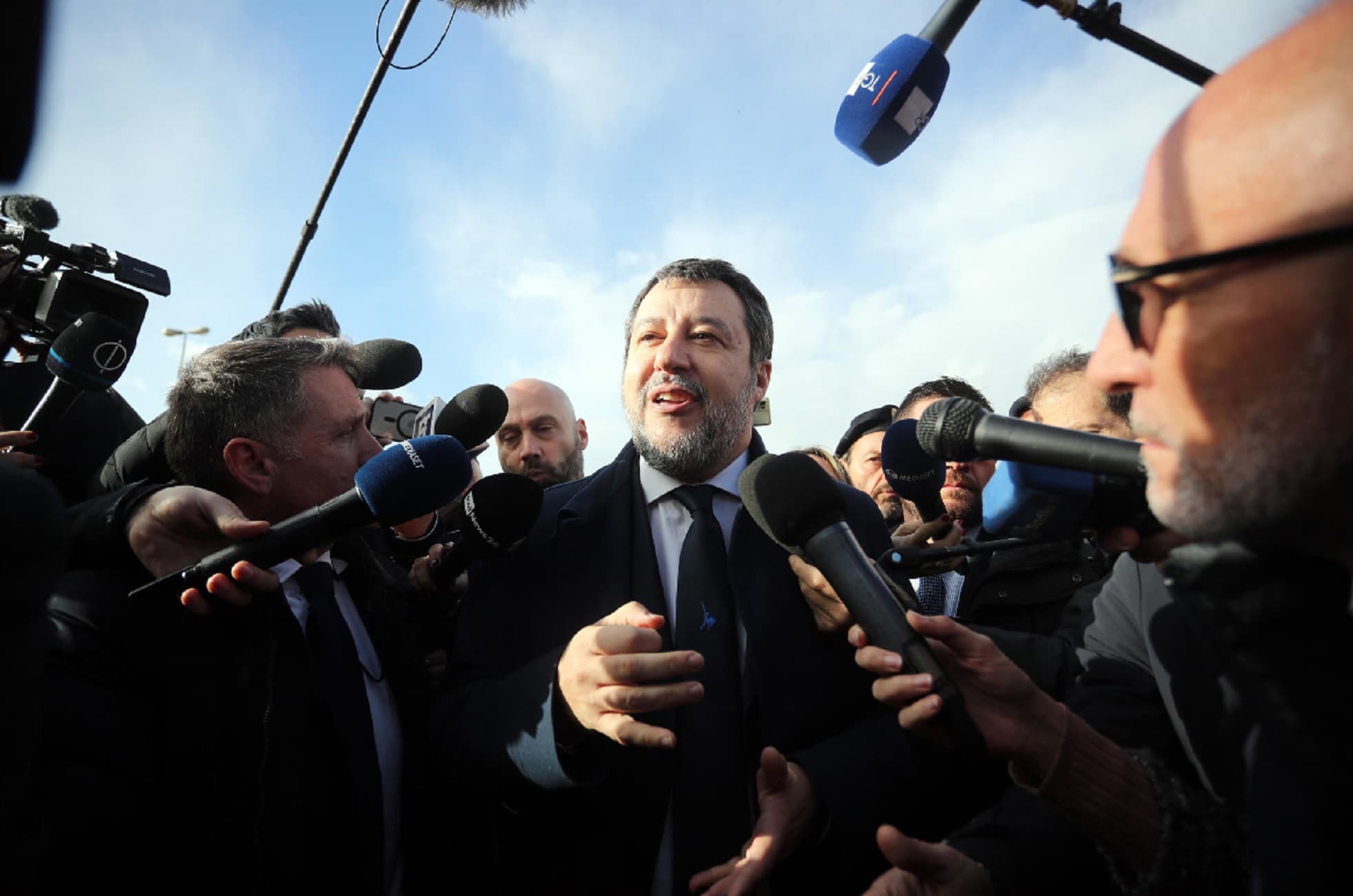 Caso Open Arms, Salvini assolto definitivamente: “Difendere i confini non è reato”